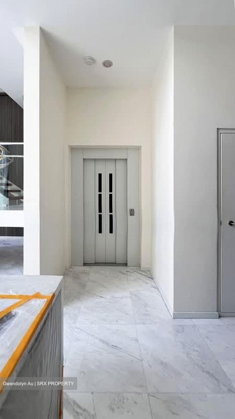 Bedok Avenue (D16), Semi-Detached #552511301